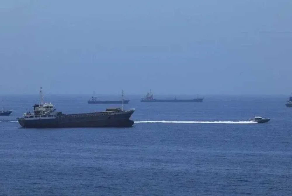 Jika Oman tidak menerima cadangan Iran, Selat Hormuz akan kekal ditutup. Foto Anadolu Ajansi
