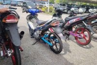 Motosikal yang diubah suai secara ekstrem mengundang isu keselamatan di jalan raya. Gambar hiasan