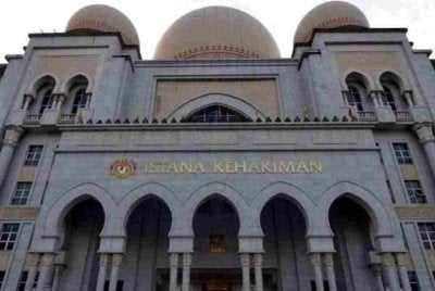 Mahkamah Rayuan pada Rabu membenarkan permohonan enam individu untuk menangguhkan prosiding komital sementara rayuan mereka terhadap keputusan Mahkamah Tinggi Seremban yang membenarkan prosiding itu dimulakan didengar dan diputuskan.