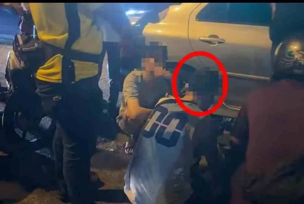 Sedutan video tular papar kemalangan dua kenderaan Rabu lalu.