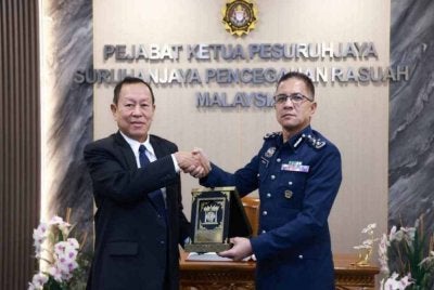 SPRM, JKDM bersepakat menubuhkan pasukan petugas khas bagi membanteras ketirisan dalam pengurusan kontena di bawah bidang kuasa JKDM di pelabuhan seluruh negara.