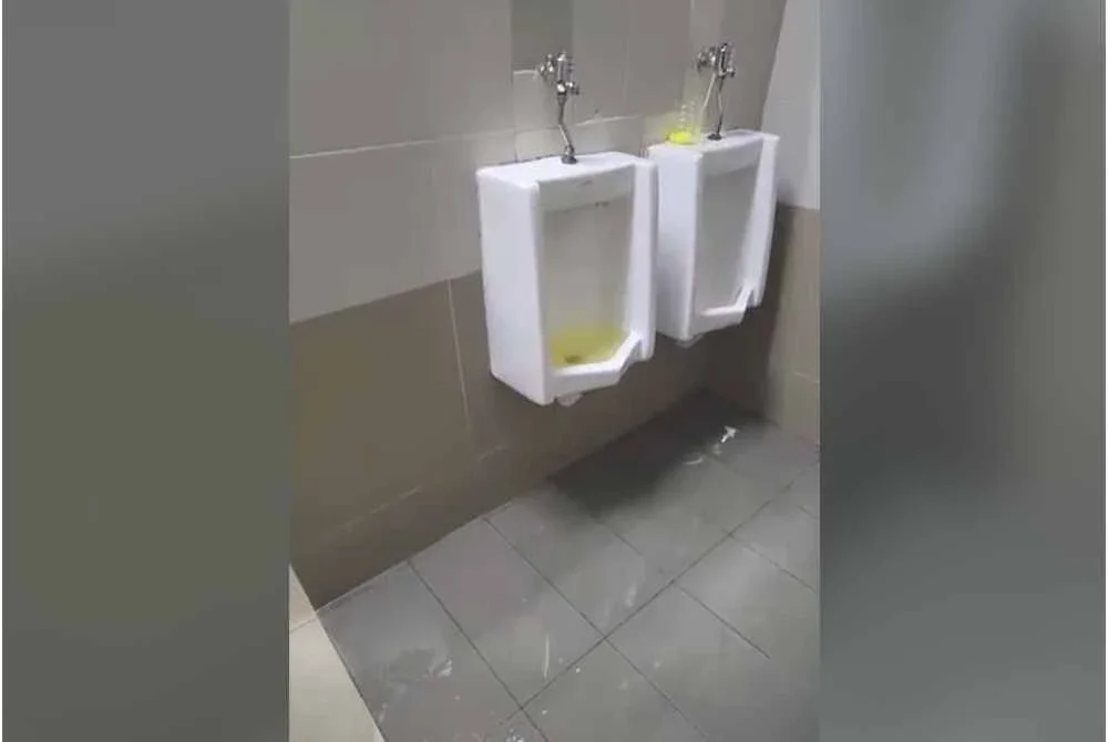 Hasil siasatan mendapati lokasi tandas yang dimuat naik dalam hantaran video tersebut tidak berada dalam fasiliti seliaan HKL. Foto tangkap layar video tular