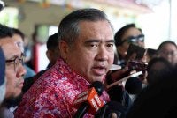 Anthony Loke 