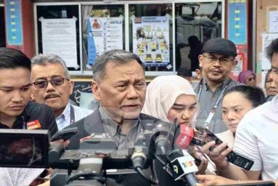 Ramlan ketika ditemui pemberita di Sekolah Menengah Agama (SMA) Dato' Klana Petra Maamor, pada Sabtu.