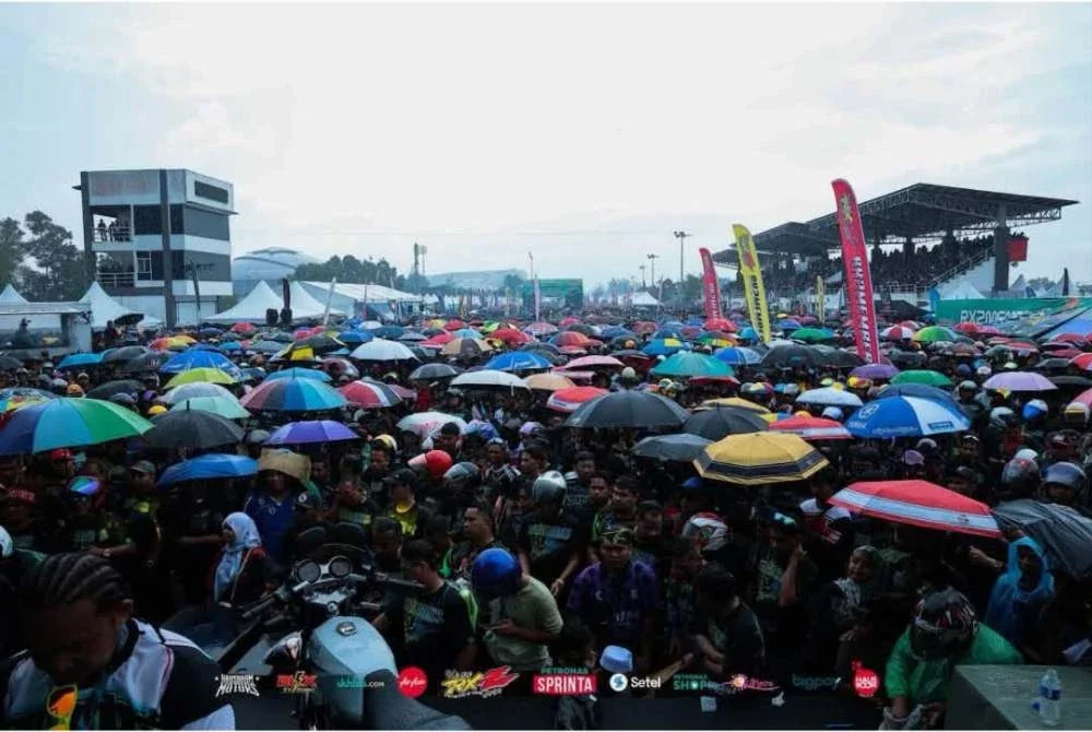 Himpunan kali ini bukan sahaja menerima penyertaan peminat Yamaha RXZ dari seluruh negara, malah turut disertai peserta dari beberapa negara jiran.