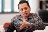 Nik Nazmi