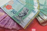 Ringgit dibuka tinggi berbanding dolar Amerika Syarikat (AS) pada Isnin 