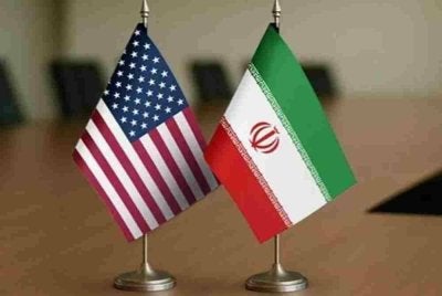 Iran menyatakan ia tidak mengadakan rundingan dengan AS dan sedang bekerjasama dengan Oman untuk mewujudkan "laluan sementara" di Selat Hormuz bagi memastikan pelayaran selamat di laluan air strategik itu. Gambar Anadolu 