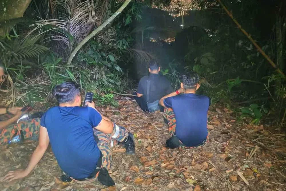 Operasi SAR ditamatkan selepas mangsa ditemukan pada jam 10.30 malam. Foto BBP Rawang