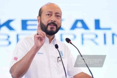 Keputusan semakan kehakiman Mukhriz berhubung notis taksiran cukai tambahan RM5 juta yang dikeluarkan LHDN akan diputuskan Mahkamah Tinggi di sini pada 16 November depan.