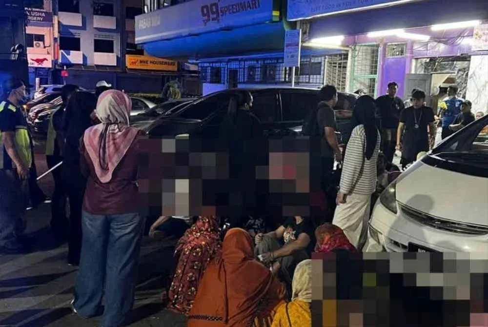 Jabatan Imigresen Malaysia Kuala Lumpur menahan seramai 93 PATI menerusi Ops Kutip yang dijalankan di sekitar Danau Kota dan Pekeliling pada Selasa.
