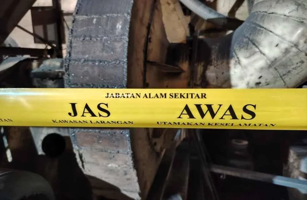 Risikan mendapati, ketiga-tiga kilang terbabit menjalankan aktiviti pemprosesan e-waste tanpa notifikasi dan kelulusan daripada Jabatan Alam Sekitar (JAS).