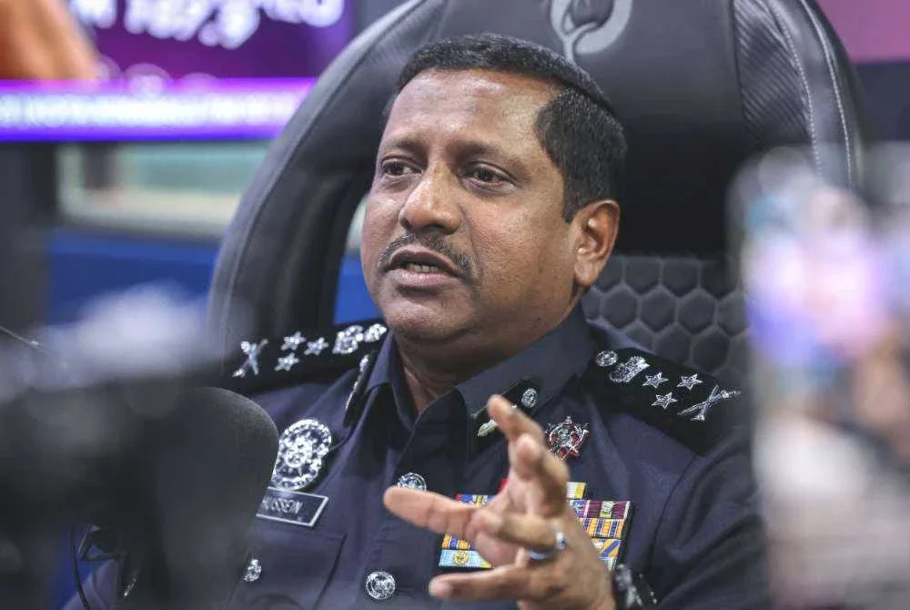 Hussein hadir sebagai tetamu Program Waspada dengan topik Musuh Dalam Senyap: Perangi Dadah, Lindungi Generasi terbitan Bernama Radio di Wisma Bernama pada Rabu. Foto Bernama