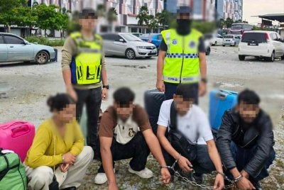 Sindiket penyeludupan PATI dikesan mengenakan bayaran sehingga RM11,000 seorang kepada warga Myanmar untuk masuk ke Malaysia melalui laluan haram sebelum dihantar ke Kuala Lumpur untuk bekerja sebagai buruh. Foto PGA