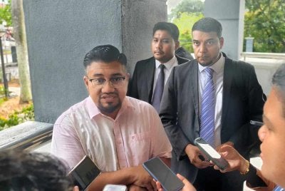 Chegubard ditemui pemberita di Kompleks Mahkamah Seremban.
