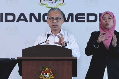 Fahmi ketika sidang media mingguan Kabinet di Menara Komunikasi pada Rabu. Foto Bernama