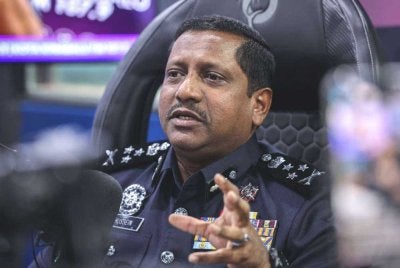 Hussein hadir sebagai tetamu Program Waspada dengan topik Musuh Dalam Senyap: Perangi Dadah, Lindungi Generasi terbitan Bernama Radio di Wisma Bernama pada Rabu. Foto Bernama