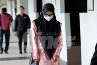 Farah Wahida hadir ke Mahkamah Sesyen Kuala Lumpur pada Khamis.