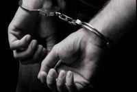 Seorang lelaki ditahan polis bagi membantu siasatan dakwaan mendera secara fizikal dan melakukan gangguan seksual terhadap dua anak lelakinya. Gambar hiasan