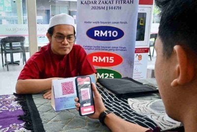 Kempen Smart Amil memanfaatkan teknologi DuitNow QR untuk menjadikan pembayaran zakat lebih mudah, telus dan efisien bagi amil serta pembayar zakat. - Gambar hiasan