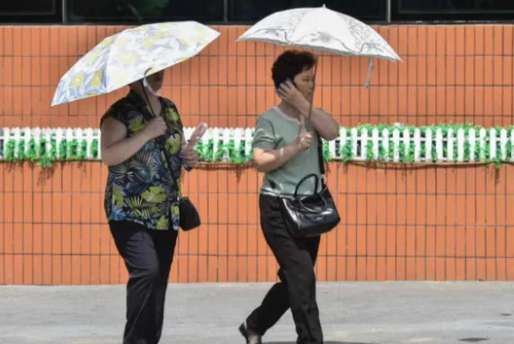 Korea Utara syor sup daging anjing ketika gelombang haba cecah 36.7 darjah Celsius Korea Utara syor sup daging anjing ketika gelombang haba cecah 36.7 darjah Celsius