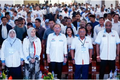 Ramai yang meramalkan PKR akan menghadapi jalan yang sukar untuk menjadi sebuah parti yang kuat lagi berpengaruh selepas PRU16.