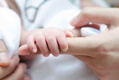 Perdebatan itu memperlihatkan perbezaan pandangan antara perspektif perubatan yang mempersoalkan manfaat prosedur berkenaan dengan pandangan agama yang menekankan hukum berdasarkan al-Quran dan Sunnah. Foto hiasan 