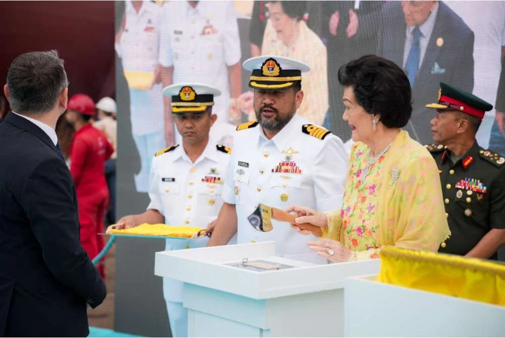 Majlis penuh tradisi ketenteraan itu berlangsung di Istanbul Shipyard, Türkiye, disaksikan Sultan Kedah, Al Aminul Karim Sultan Sallehuddin Sultan Badlishah dan disempurnakan oleh Sultanah Kedah, Sultanah Maliha Tengku Ariff selaku Royal Sponsor.