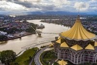 Jumlah kawasan yang merekodkan bacaan IPU pada tahap tidak sihat akibat jerebu rentas sempadan di Sarawak pada pagi ini meningkat kepada sembilan. Foto hiasan 