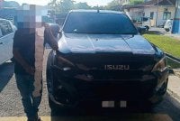 Lelaki Rohingya yang membawa pikap tidak memiliki Lesen Memandu Kompeten (CDL), manakala kenderaan jenis Isuzu D-Max yang dipandunya mempunyai Lesen Kenderaan Motor (LKM) dan perlindungan insurans yang masih sah. FOTO: JPJ KEDAH