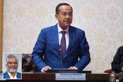 Kepimpinan Dr Ahmad Samsuri boleh dilihat mempunyai satu ciri yang penting dalam pentadbiran moden, iaitu kesediaan menggunakan institusi dan data sebagai sebahagian daripada proses membuat serta menilai dasar. Gambar kecil: Baharom 