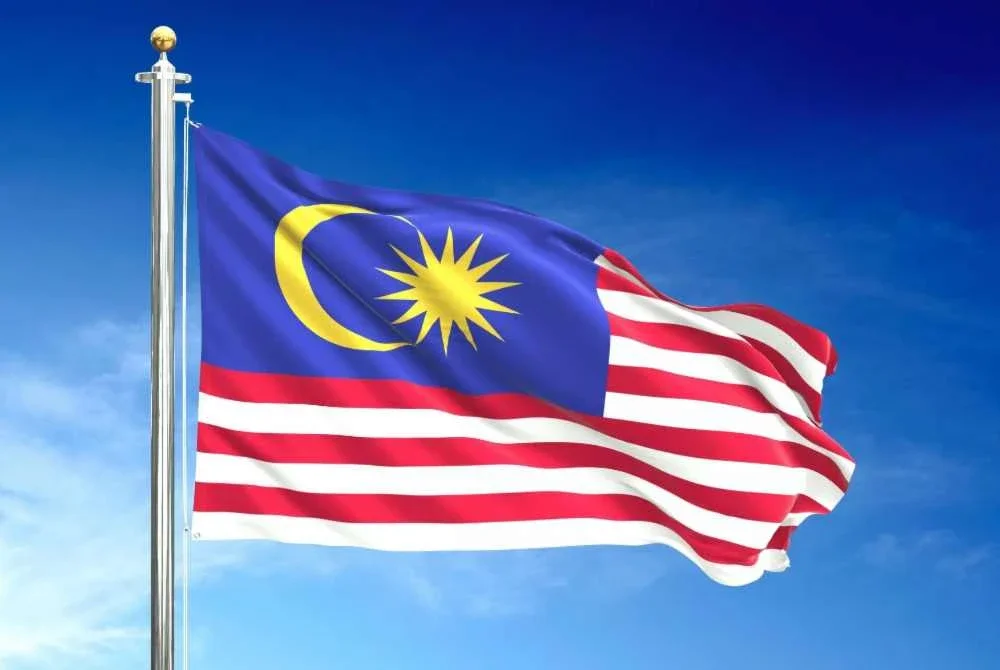 Jalur Gemilang merekodkan perjalanan yang panjang dalam mengiringi negara mencapai kemerdekaan.