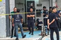 Polis menjalankan siasatan di lokasi kejadian pada Rabu.