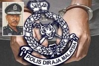 Seorang lelaki ditahan selepas disyaki menunjukkan kemaluannya kepada seorang wanita warga emas di Kampung Baru Mambau, bulan lalu.- Gambar kecil (Mohd Yatim)