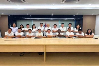 Pimpinan DAP Perak sebulat suara mahu parti itu kekal di dalam Kerajaan Perpaduan.