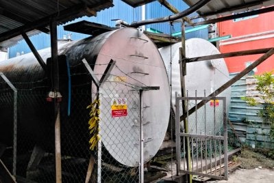 KPDN menyita 32,760 liter diesel, sebuah lori tangki 52 tan serta beberapa dokumen berkaitan untuk siasatan lanjut.