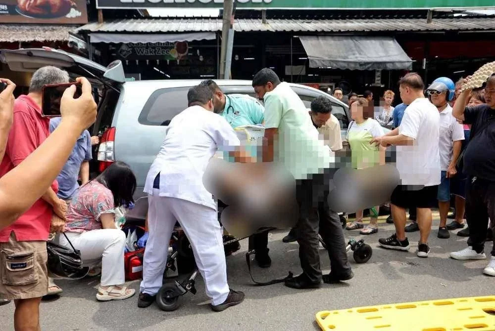 Mangsa dibawa ke HPP untuk rawatan lanjut namun mangsa disahkan telah meninggal dunia. FOTO: Guang Ming Daily