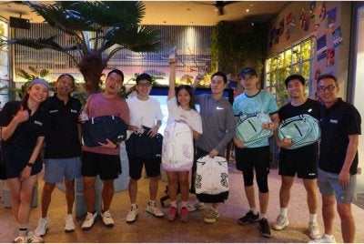 Dari kiri: Sheryl Chow (DARE); Pankaj Kumar (DARE), Eric Chong (Apex Securities Bhd), Toh Jen Shen (Apex Securities Bhd), Suzanne Ong, GUtC (The Tapping Tapir), Ivan Lee, GUtC (The Tapping Tapir), Pua Tze Han (Baker Tilly Malaysia), Samuel Lau Lik Siong (Baker Tilly Malaysia) dan Dexter Lee (DARE).