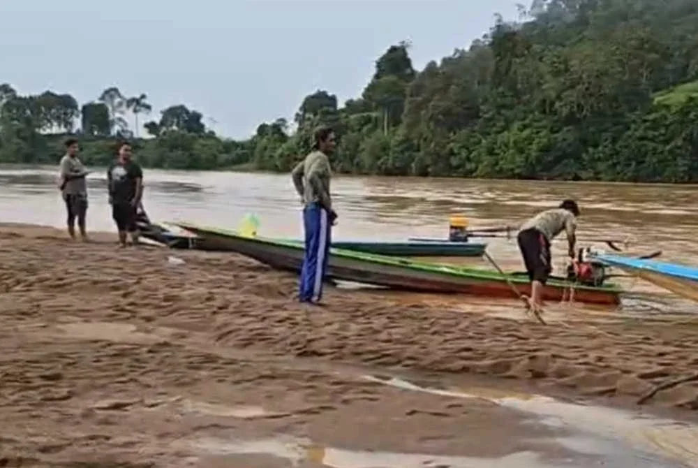 Lokasi mangsa lemas di Sungai Kelantan di Kuala Krai. FOTO JBPM