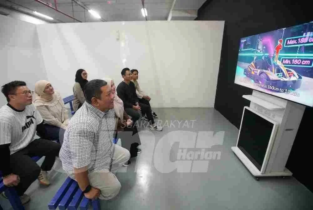 Peserta bakal diberikan taklimat terlebih dahulu sebelum memasuki arena perlumbaan. FOTO SINAR HARIAN/ROSLI TALIB