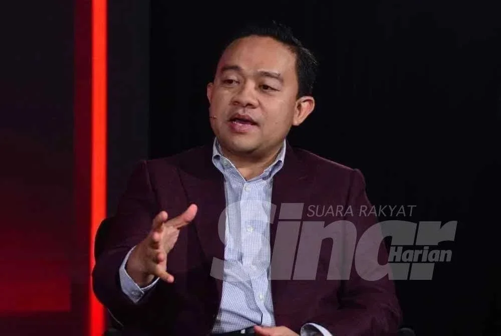 Wan Saiful mendakwa, DAP akan memainkan hujah kestabilan untuk membolehkan parti itu kekal berada dalam Kerajaan Perpaduan.