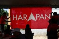 Pengundi Cina kini menyokong PH dalam mod bertahan bukan yakin, manakala pengundi India yang membentuk kira-kira 15 peratus daripada elektorat Negeri Sembilan, menunjukkan kecenderungan untuk menjauh yang jelas. Foto fail Bernama
