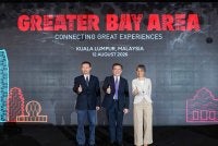 Dari kiri, Huang Xi Zhong, Anthony dan Maria Helena ketika perasmian Majlis 'Greater Bay Area – Connecting Great Experiences'