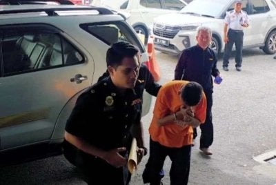 Perintah reman terhadap lelaki itu bermula 14 hingga 16 Ogos ini.