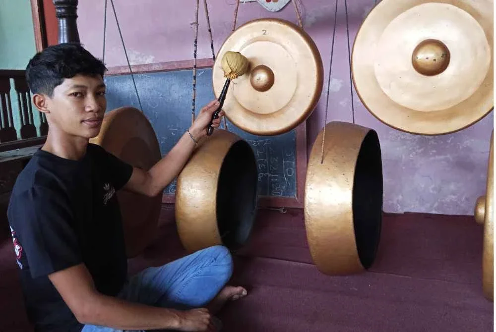 Sejak kecil mengenal irama gamelan, kini Mohd Nizal Amar menjadi pewaris yang meneruskan perjuangan ayahnya menghidupkan seni budaya Jawa.