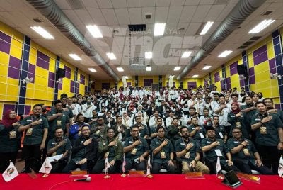 Perwakilan GPMS bergambar selepas persidangan hari kedua tamat.
