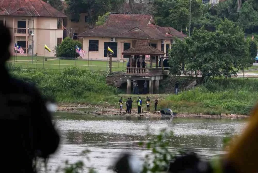 Siasatan awal mendapati mangsa dianggarkan berusia lingkungan 30-an dan meninggal dunia akibat dibunuh. Foto Bernama