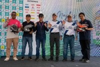 Azlan (tiga dari kanan) pada majlis pelancaran MYRIDERID di Stadium Negeri Pulau Pinang, Batu Kawan pada Ahad.