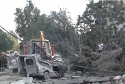 Kemusnahan akibat serangan Israel di selatan Lubnan yang setakat ini dilapor telah mengorbankan sekurang-kurangnya 11 nyawa. Foto: Agensi