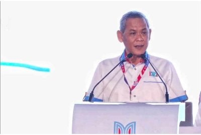 Aminuddin ketika berucap di Kongres Nasional Keadilan di Melaka